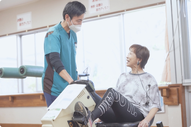 マシンを使った足の筋力アップリハビリ
